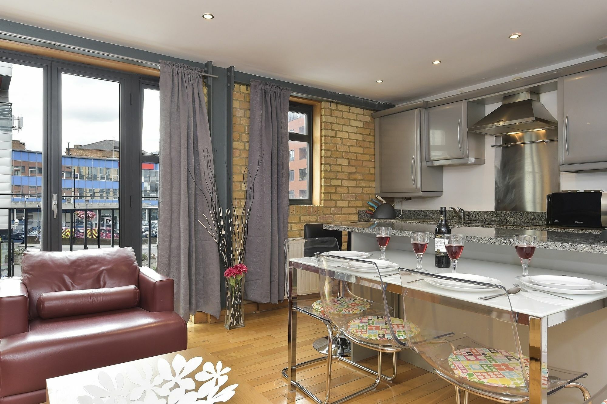 Tower Bridge Superior Apartments London Exterior photo